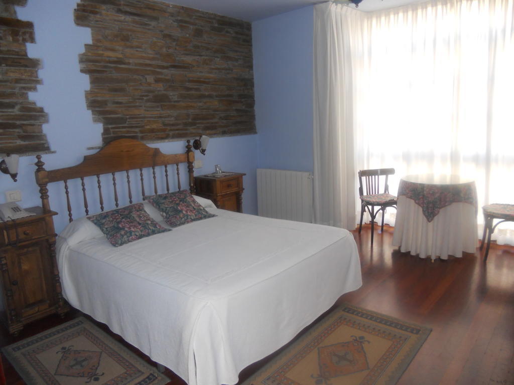 Hotel Taramundi Oda fotoğraf