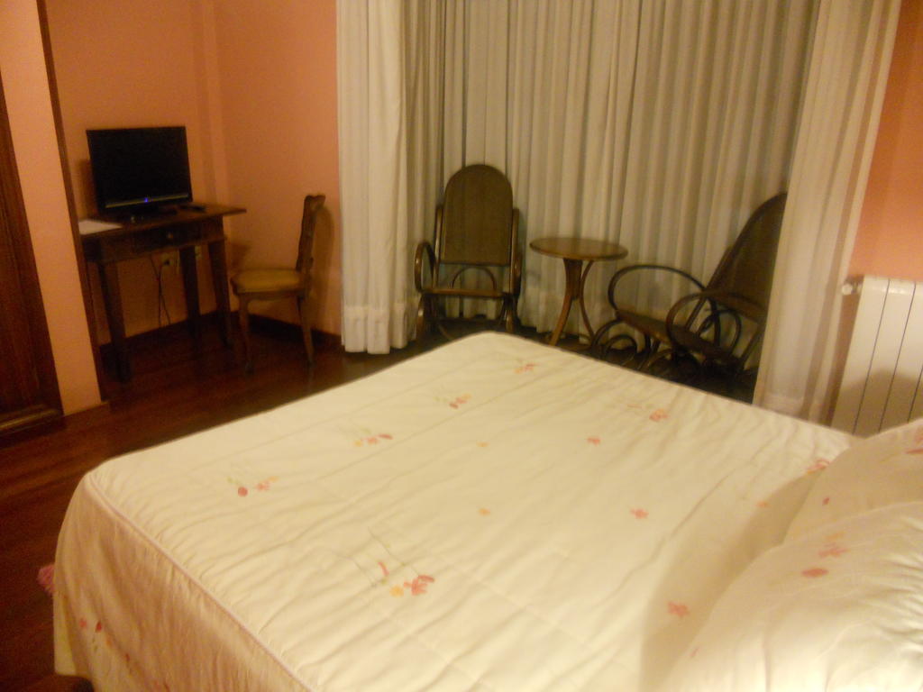 Hotel Taramundi Oda fotoğraf